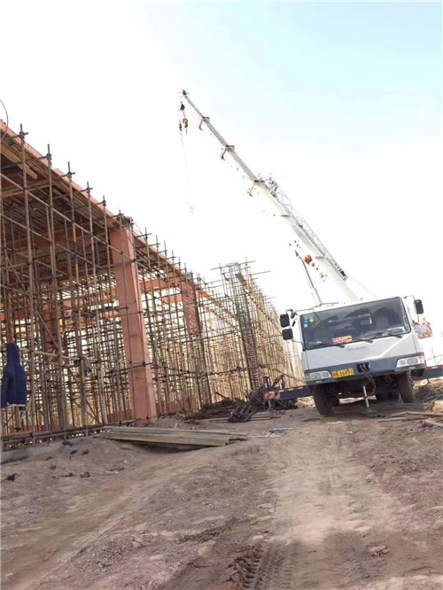 达拉特旗吊车作业的安全注意事项有哪些？